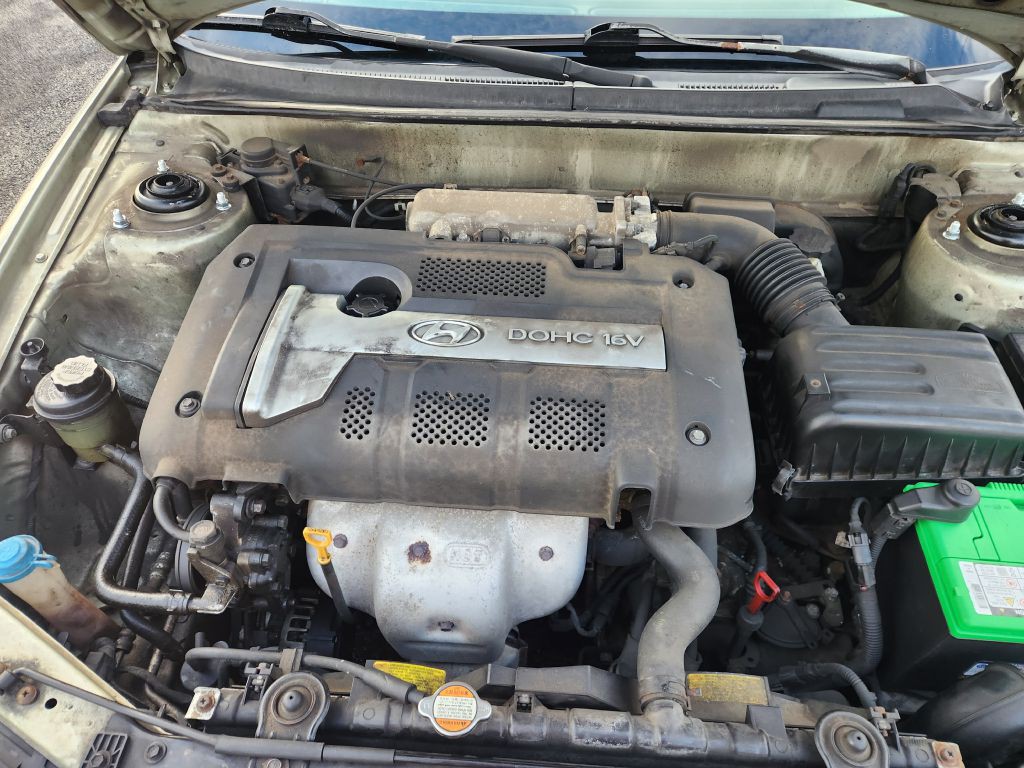 2003 Hyundai Elantra Image 13