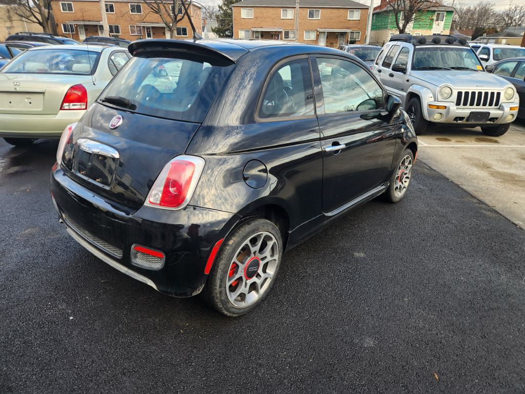2015 FIAT 500 Image 5