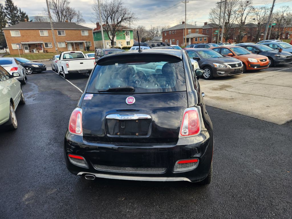 2015 FIAT 500 Image 6