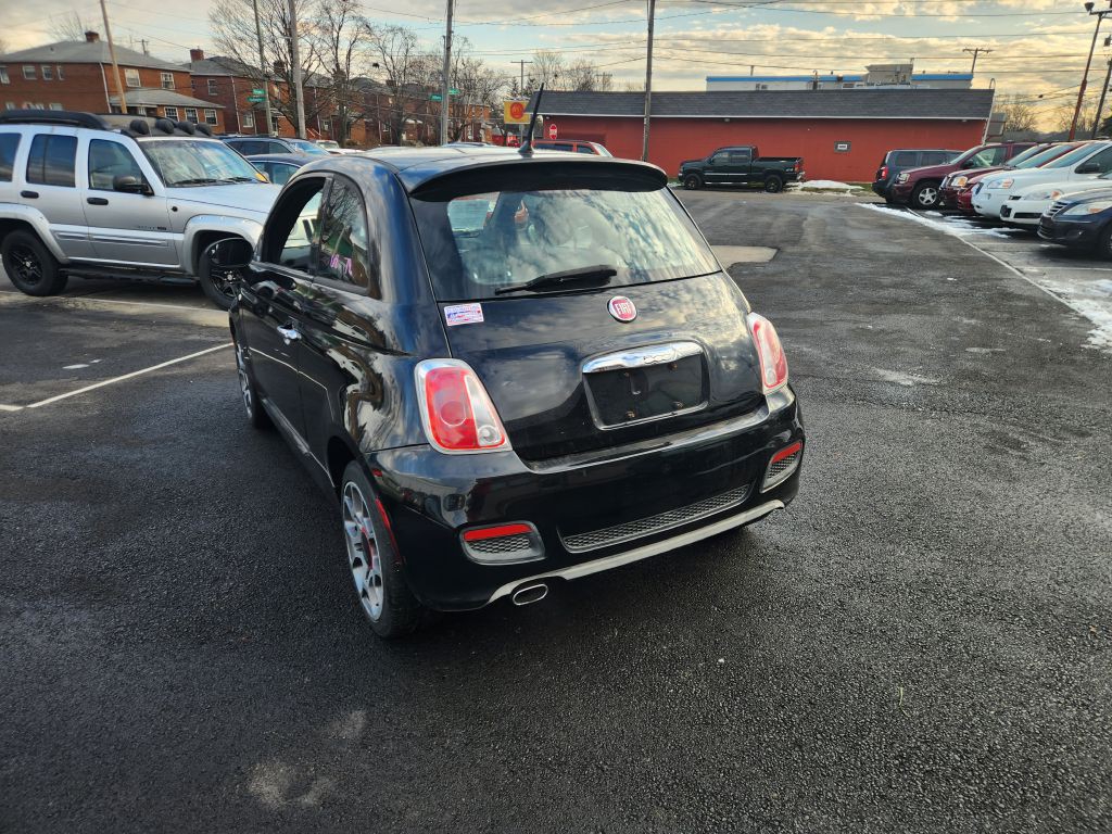 2015 FIAT 500 Image 7