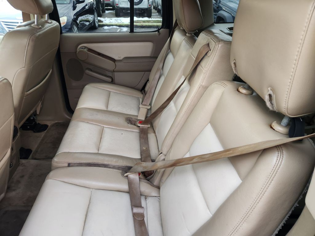 2010 Ford Explorer Image 13