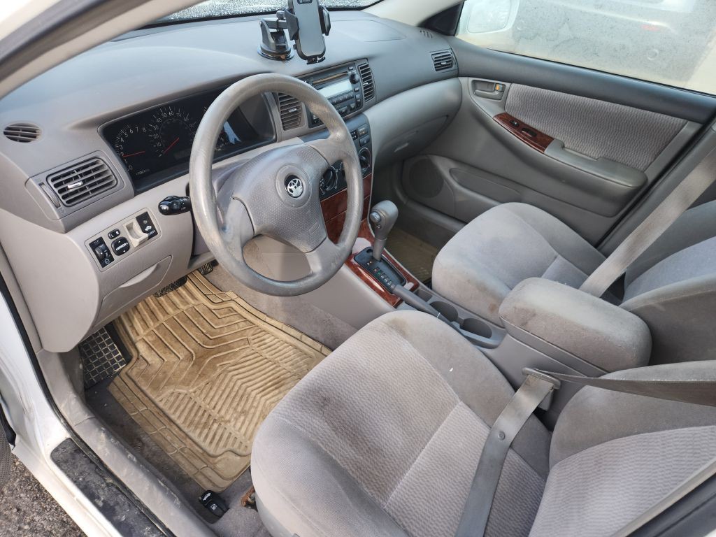 2005 Toyota Corolla Image 12