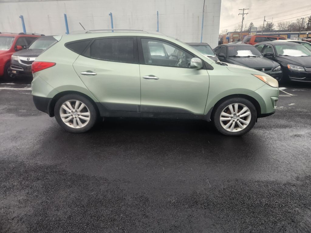 2011 Hyundai Tucson Image 4