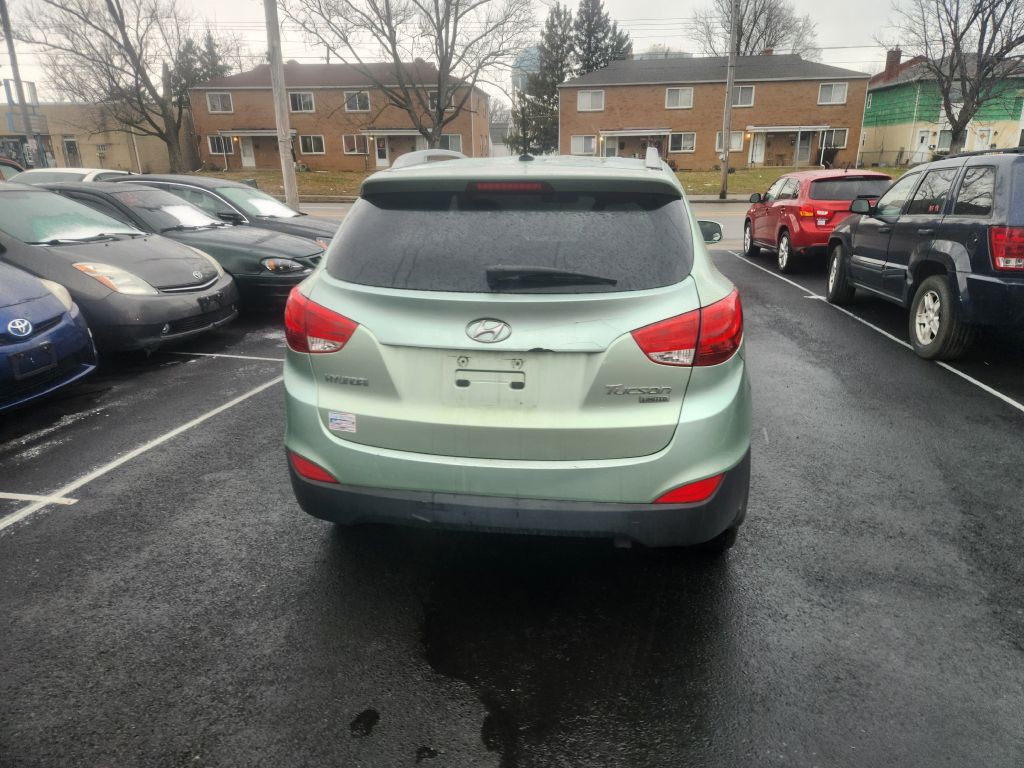 2011 Hyundai Tucson Image 6