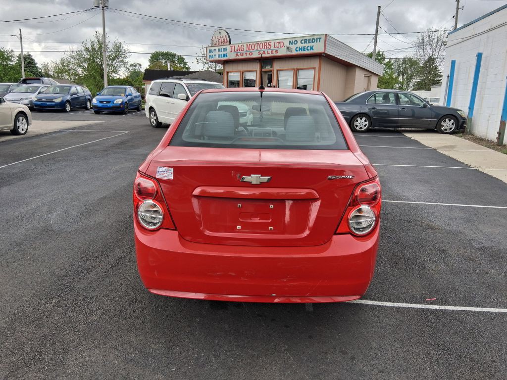 2012 Chevrolet Sonic Image 6