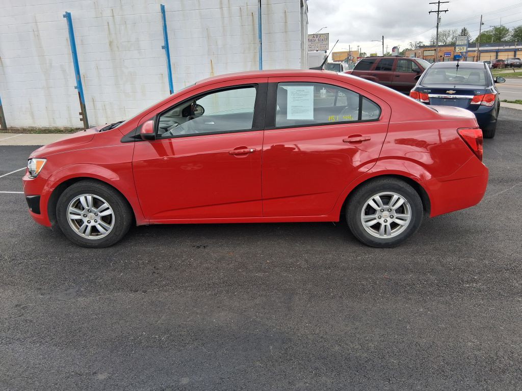2012 Chevrolet Sonic Image 8