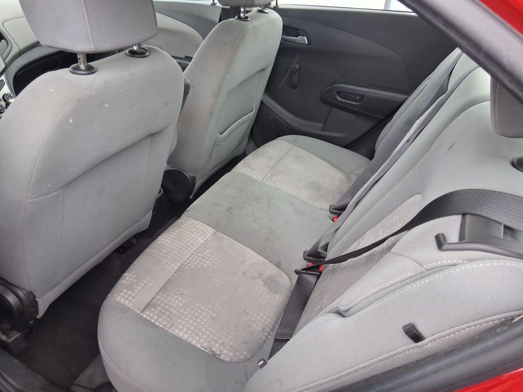 2012 Chevrolet Sonic Image 11