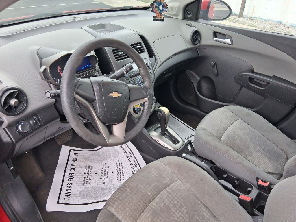 2012 Chevrolet Sonic Image 12