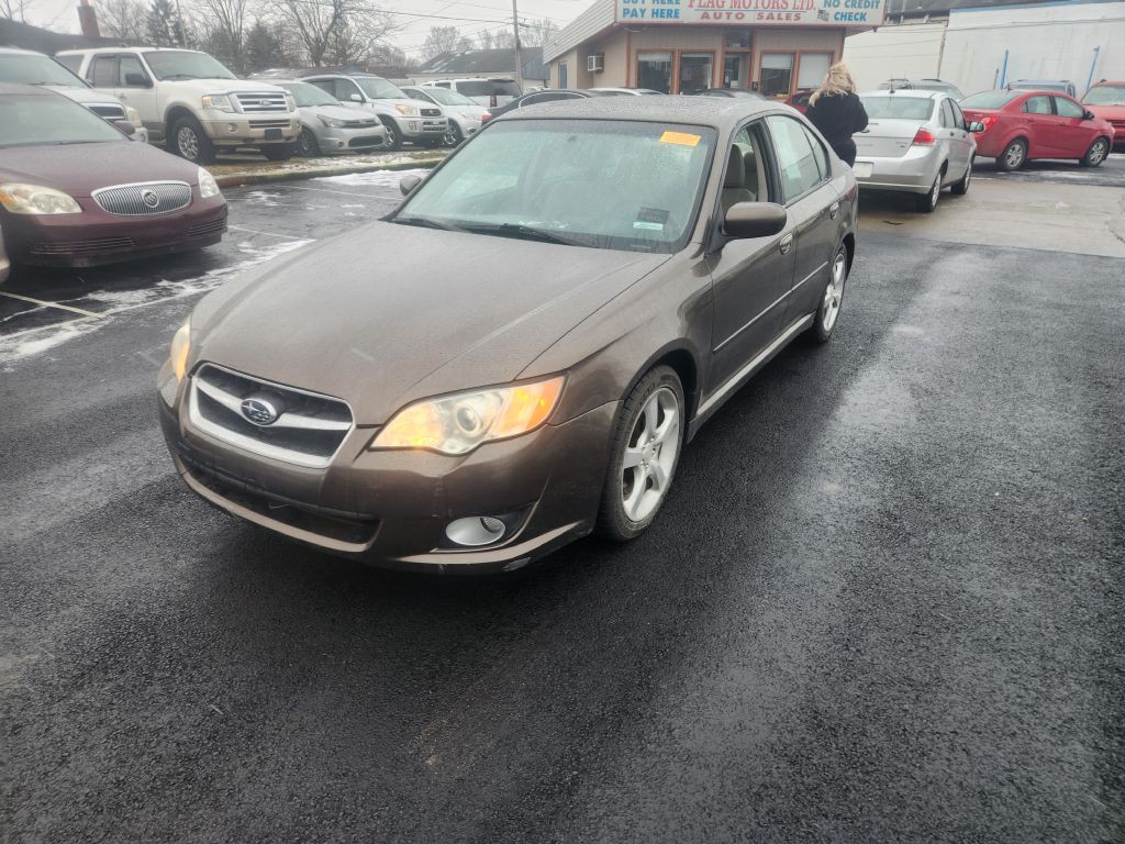 2008 Subaru Legacy Image 1