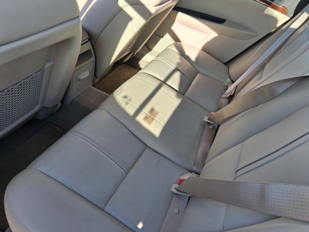 2009 Saturn Aura Image 11