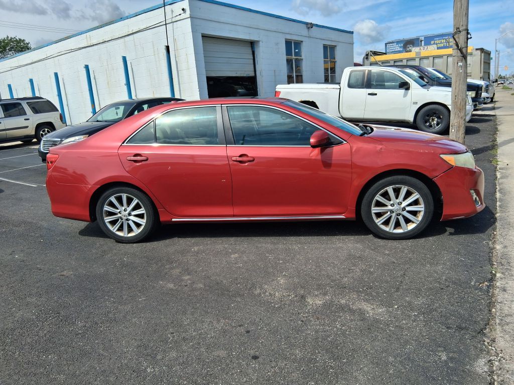 2012 Toyota Camry Image 4