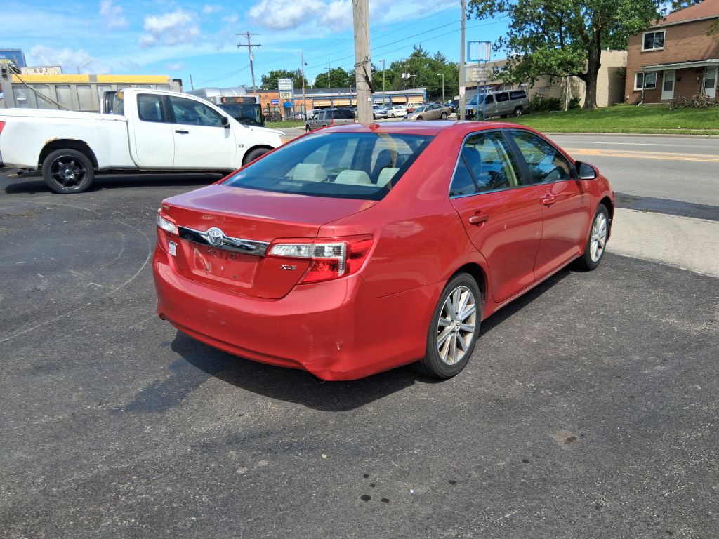 2012 Toyota Camry Image 5