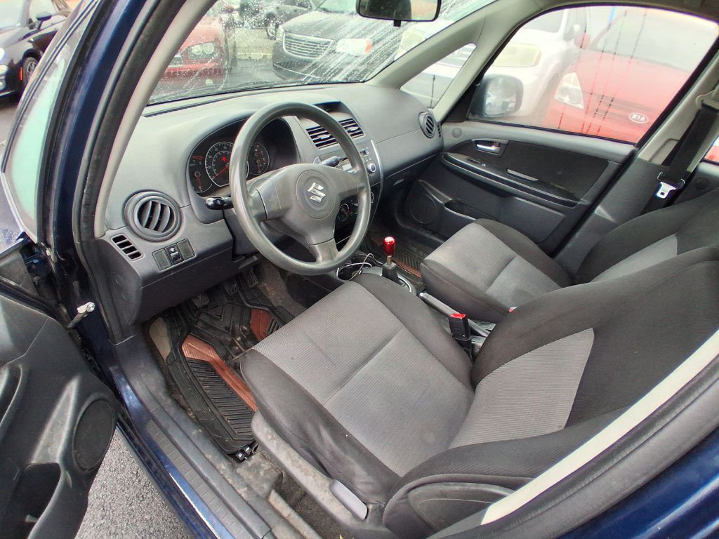 2008 Suzuki SX4 Image 12