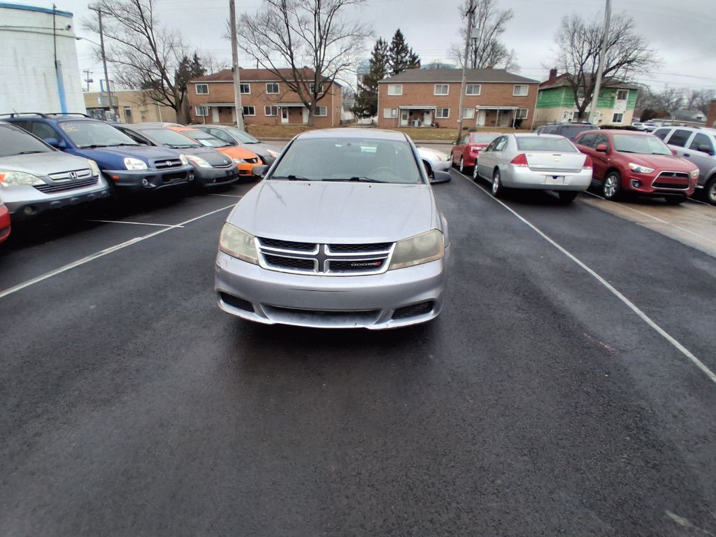 2014 Dodge Avenger Image 2