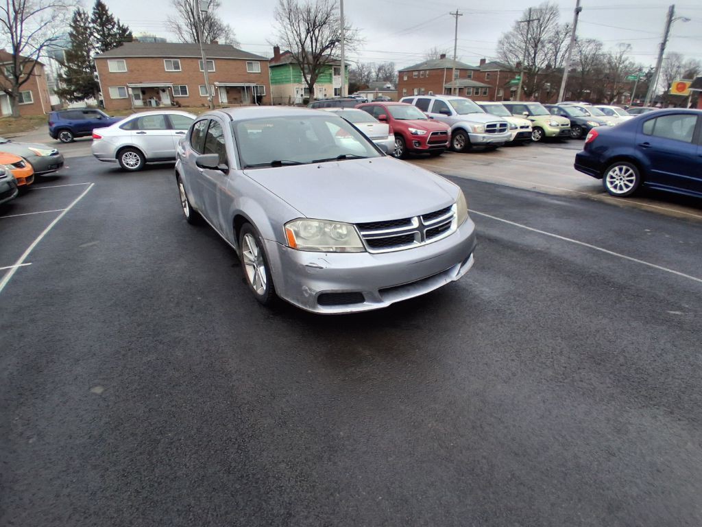 2014 Dodge Avenger Image 3