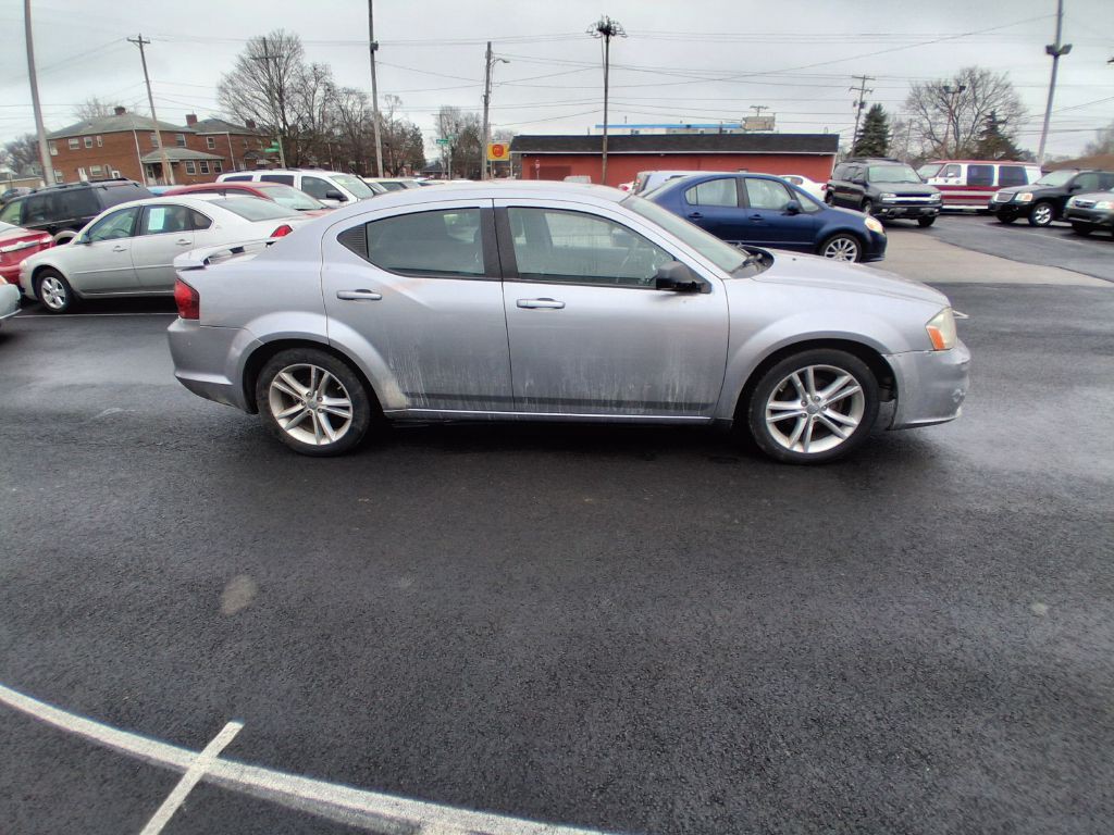 2014 Dodge Avenger Image 4