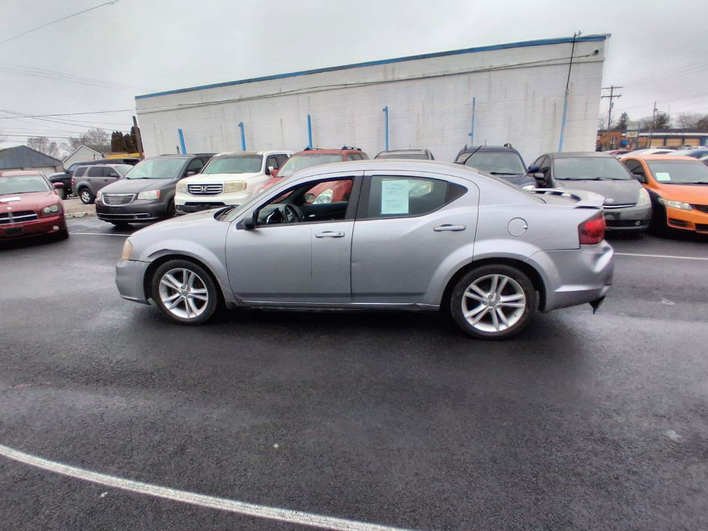 2014 Dodge Avenger Image 9