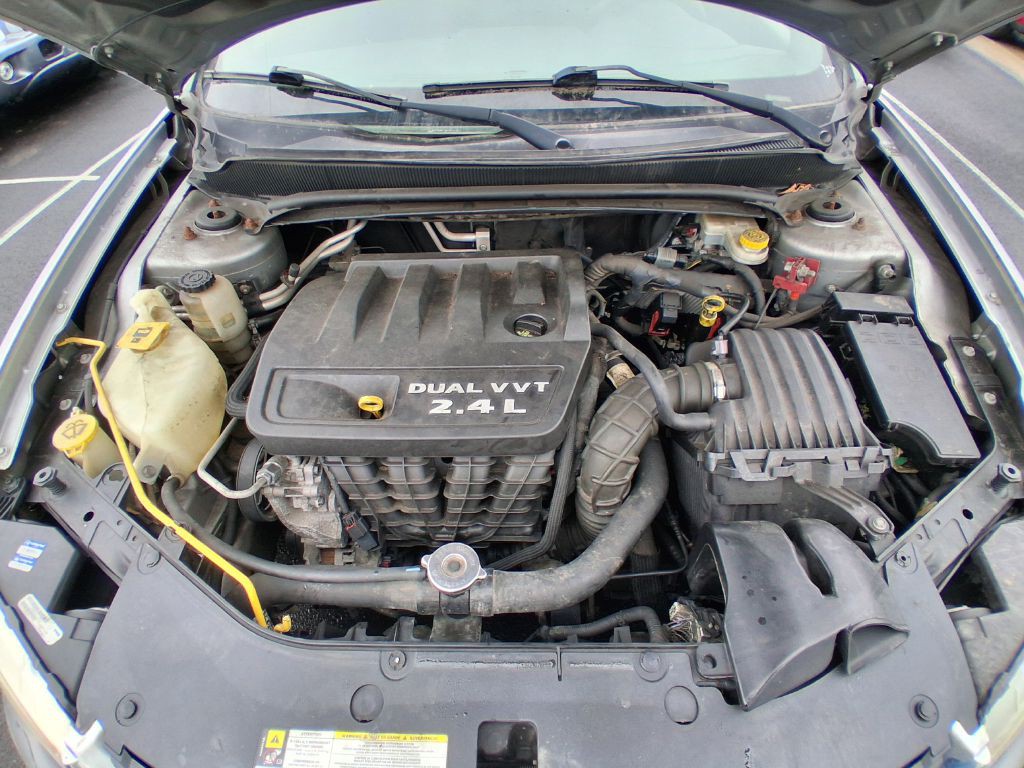 2014 Dodge Avenger Image 14