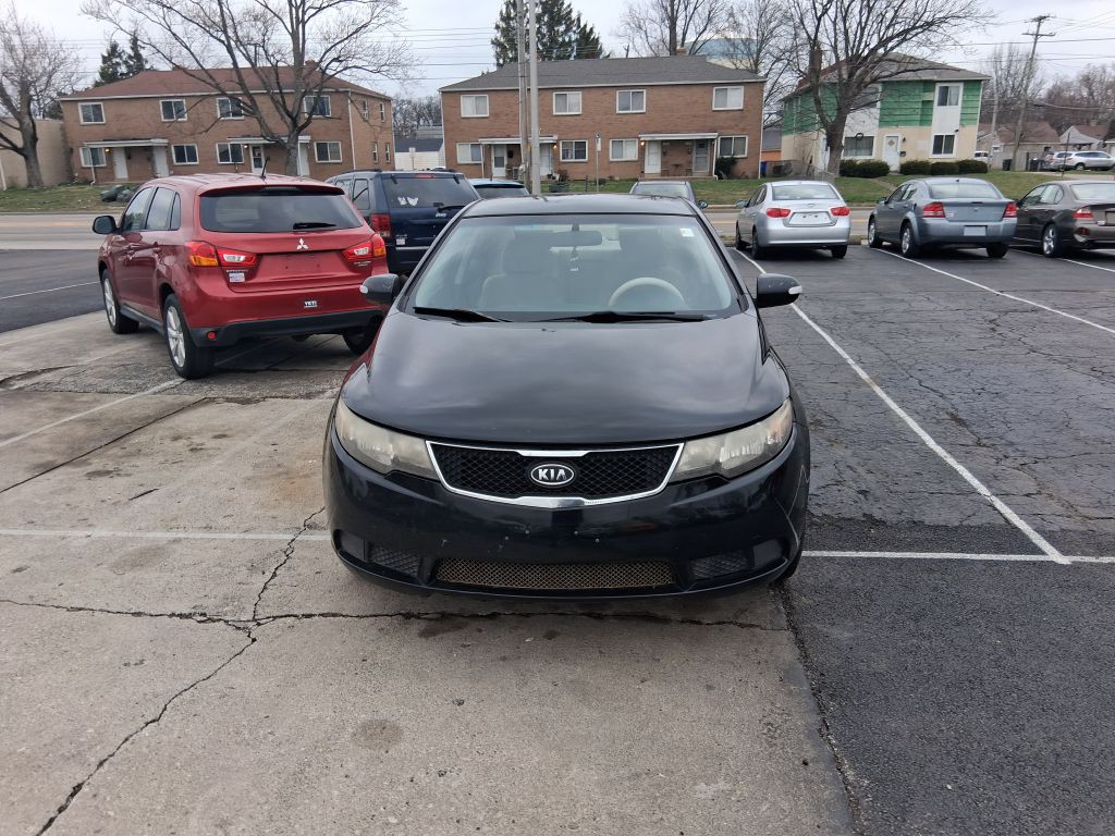 2010 Kia Forte Image 2