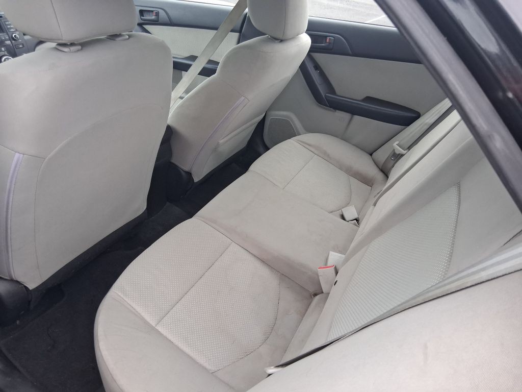 2010 Kia Forte Image 11