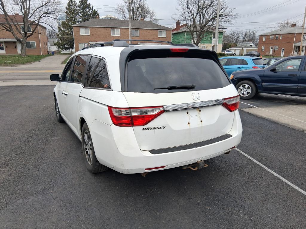 2011 Honda Odyssey Image 8