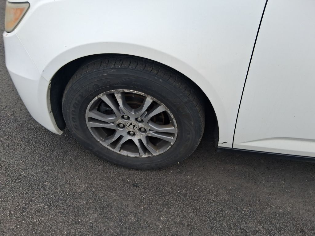 2011 Honda Odyssey Image 12