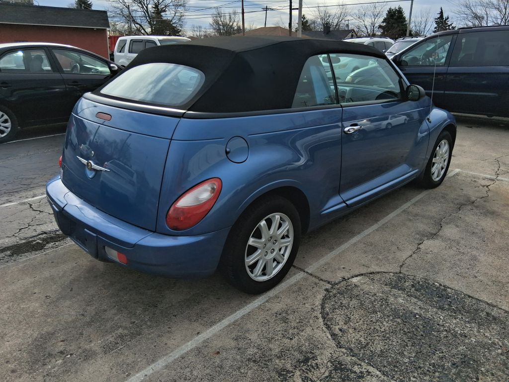 2007 Chrysler PT Cruiser Image 5