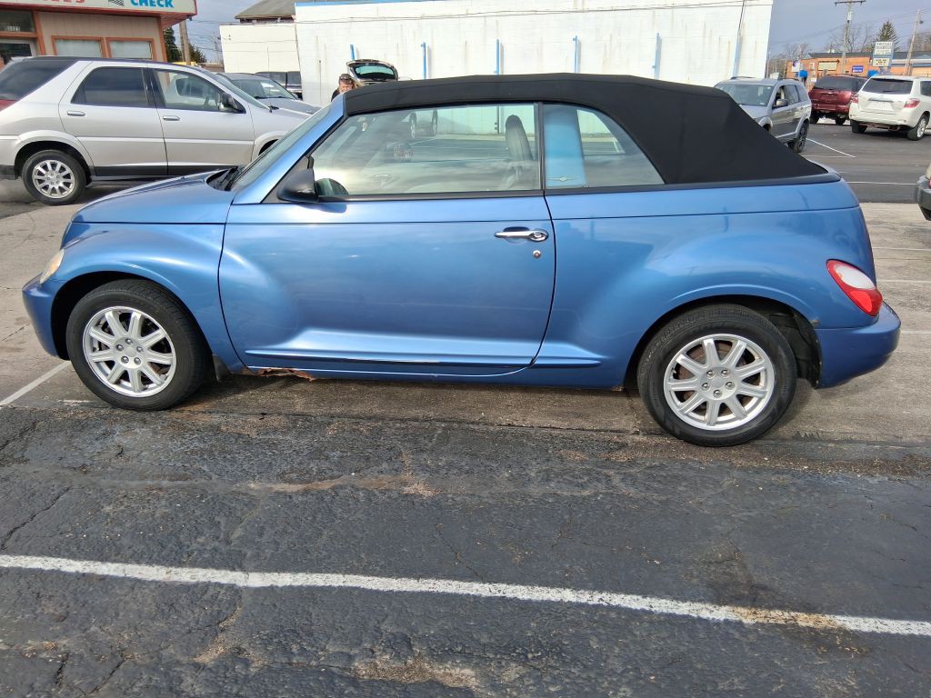 2007 Chrysler PT Cruiser Image 8