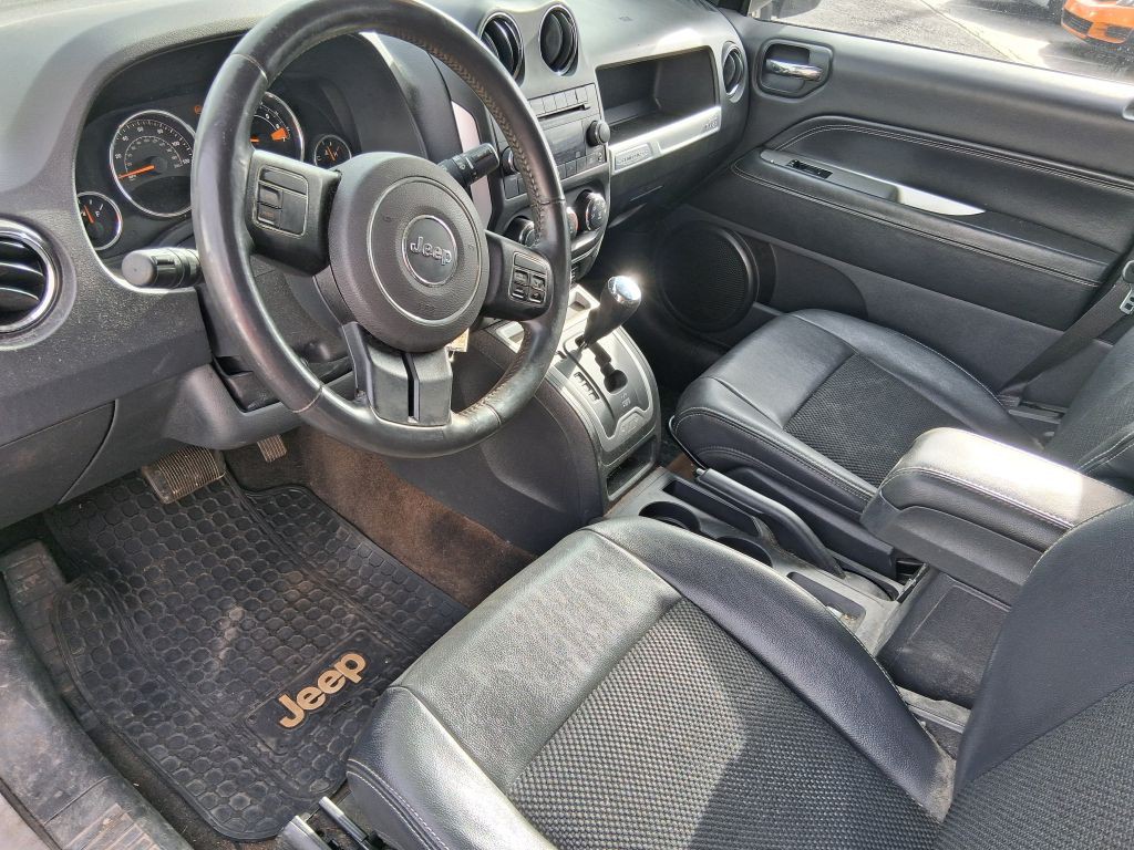 2014 Jeep Compass Image 12
