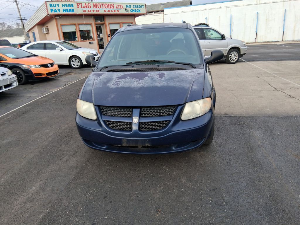 2004 Dodge Grand Caravan Image 2