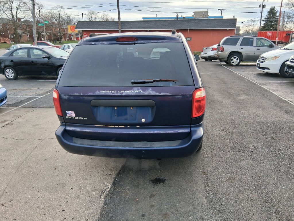 2004 Dodge Grand Caravan Image 6