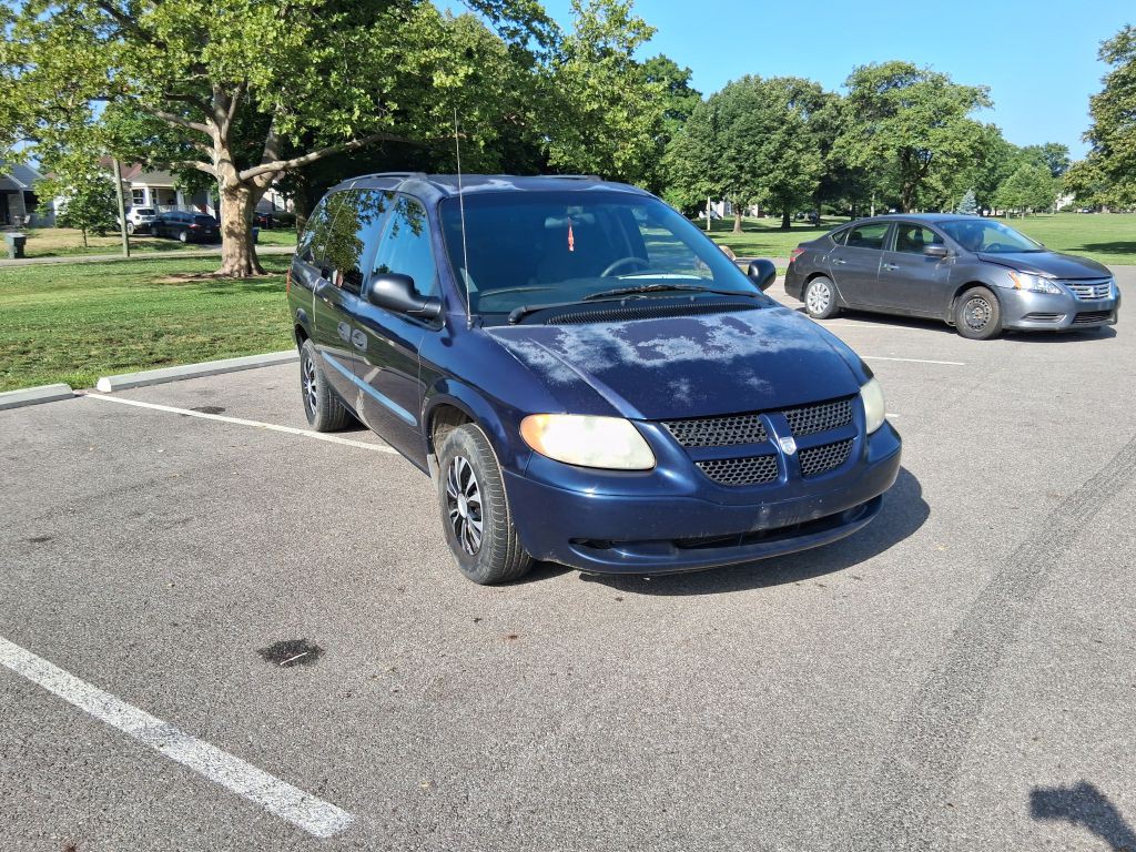 2004 Dodge Grand Caravan Image 3