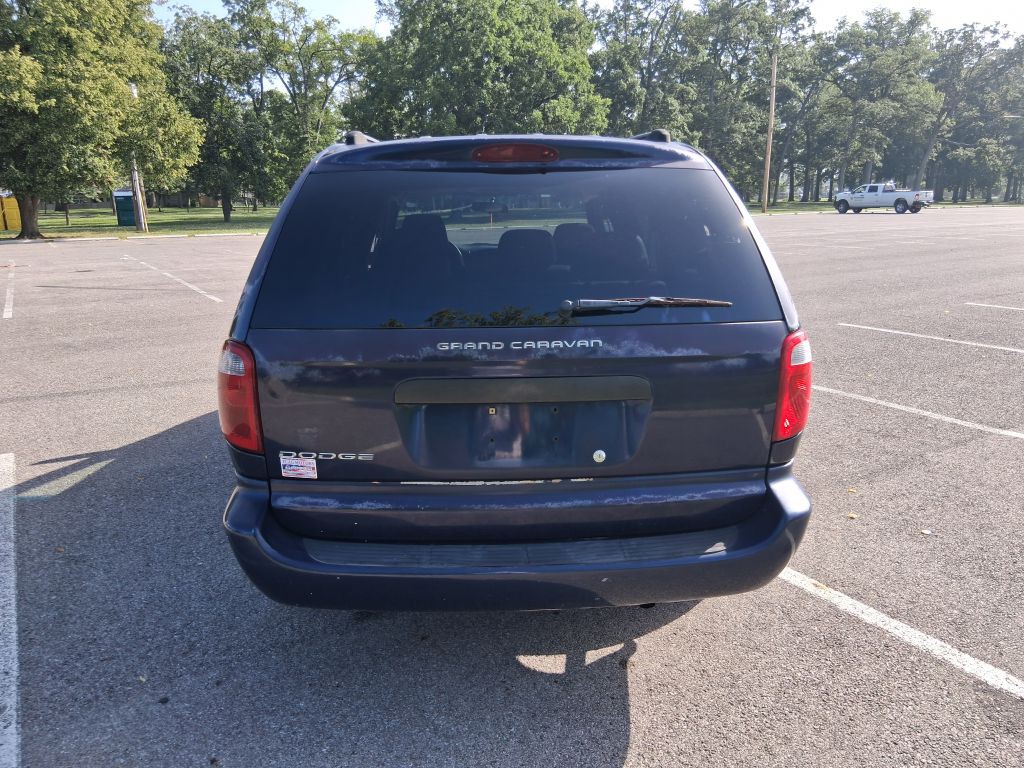 2004 Dodge Grand Caravan Image 6