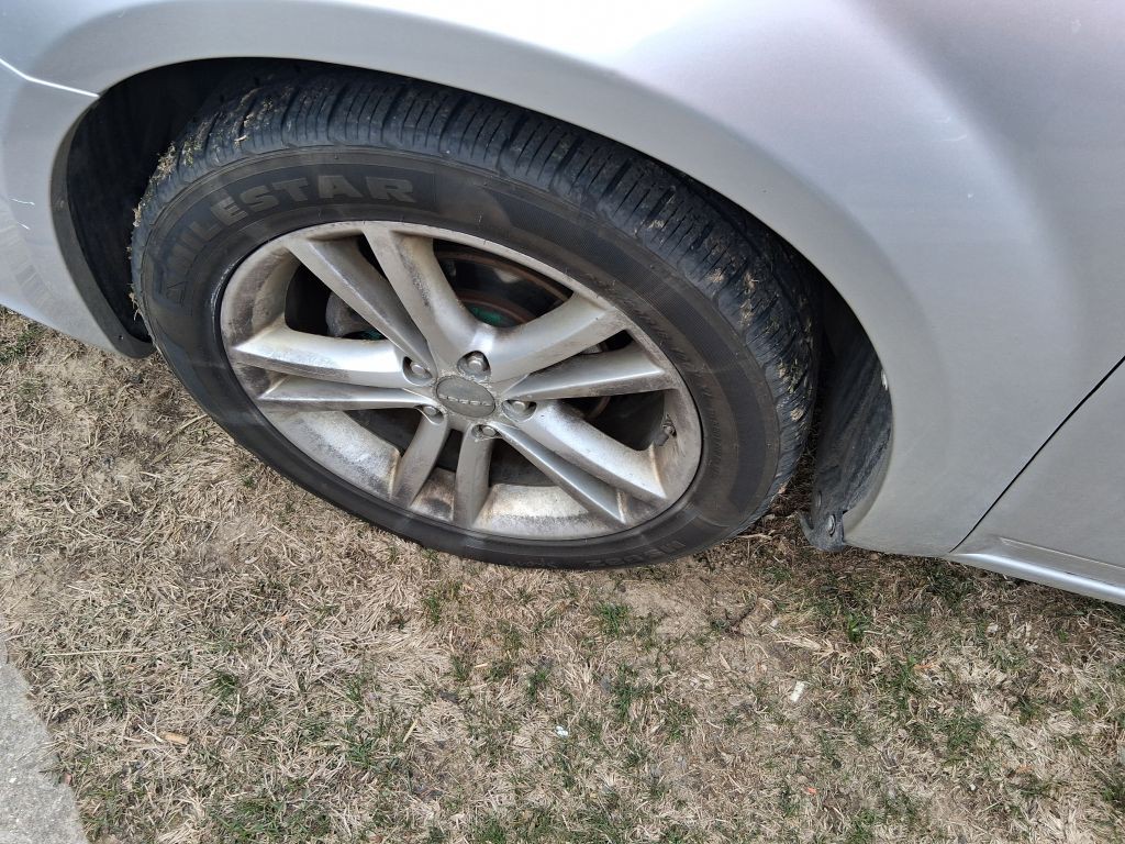 2012 Dodge Avenger Image 10