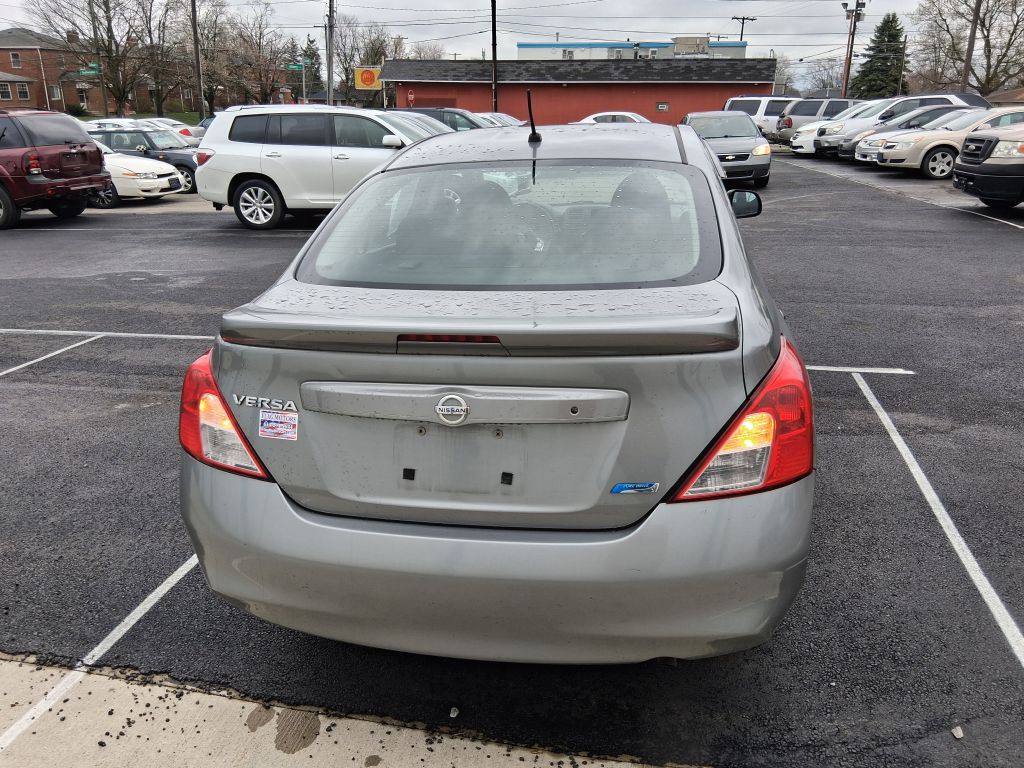 2014 Nissan Versa Image 6