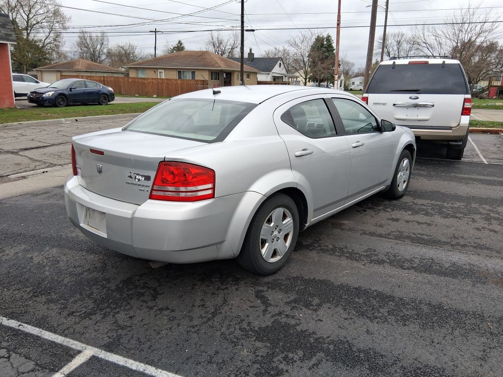 2010 Dodge Avenger Image 5