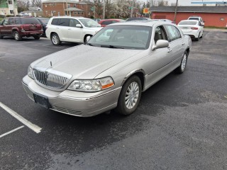 Image for 2003 Lincoln Town Car Signature ID: 7315616
