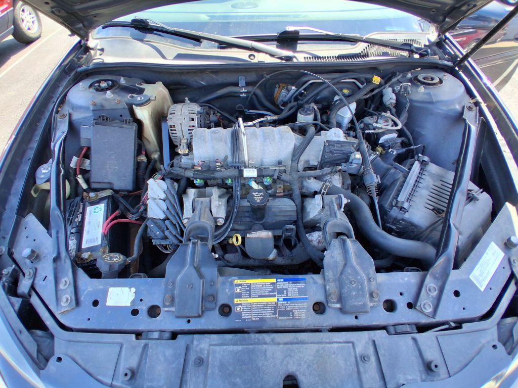 2008 Pontiac Grand Prix Image 14