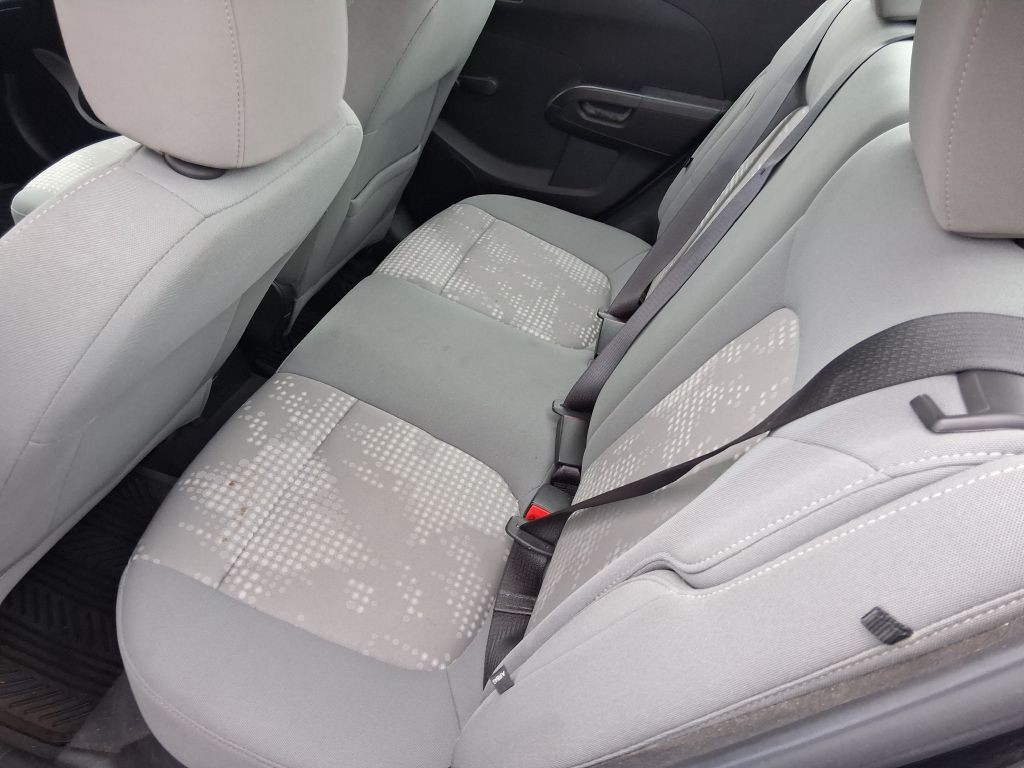 2014 Chevrolet Sonic Image 11