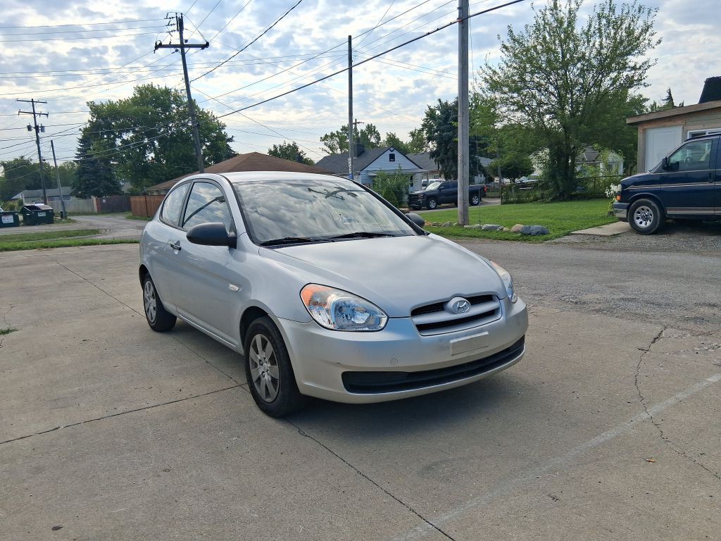 2009 Hyundai Accent Image 3