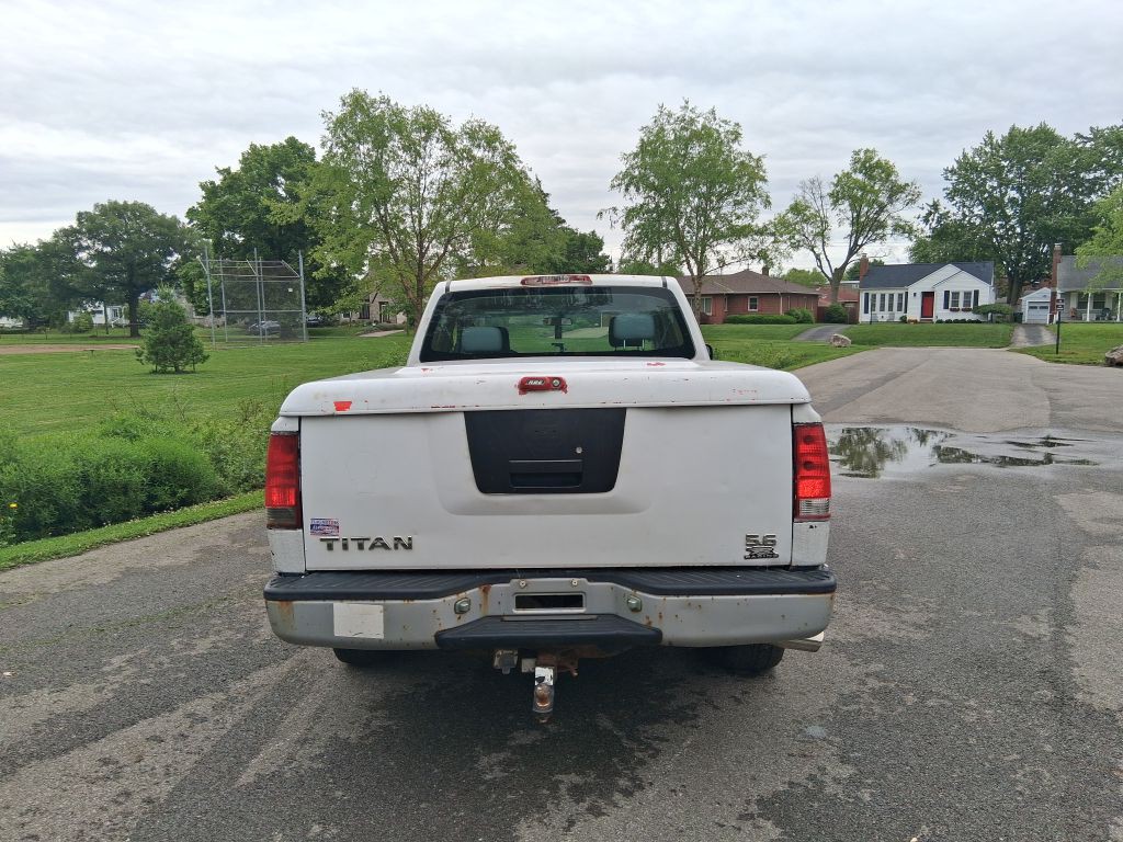 2004 Nissan Titan Image 6