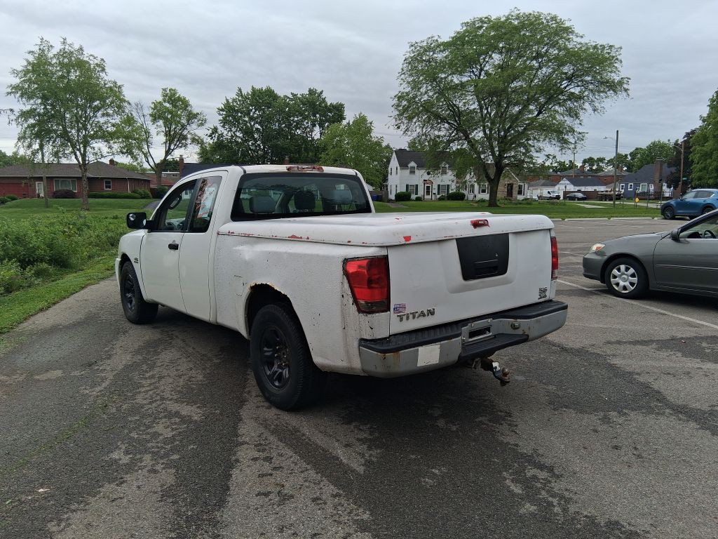 2004 Nissan Titan Image 7