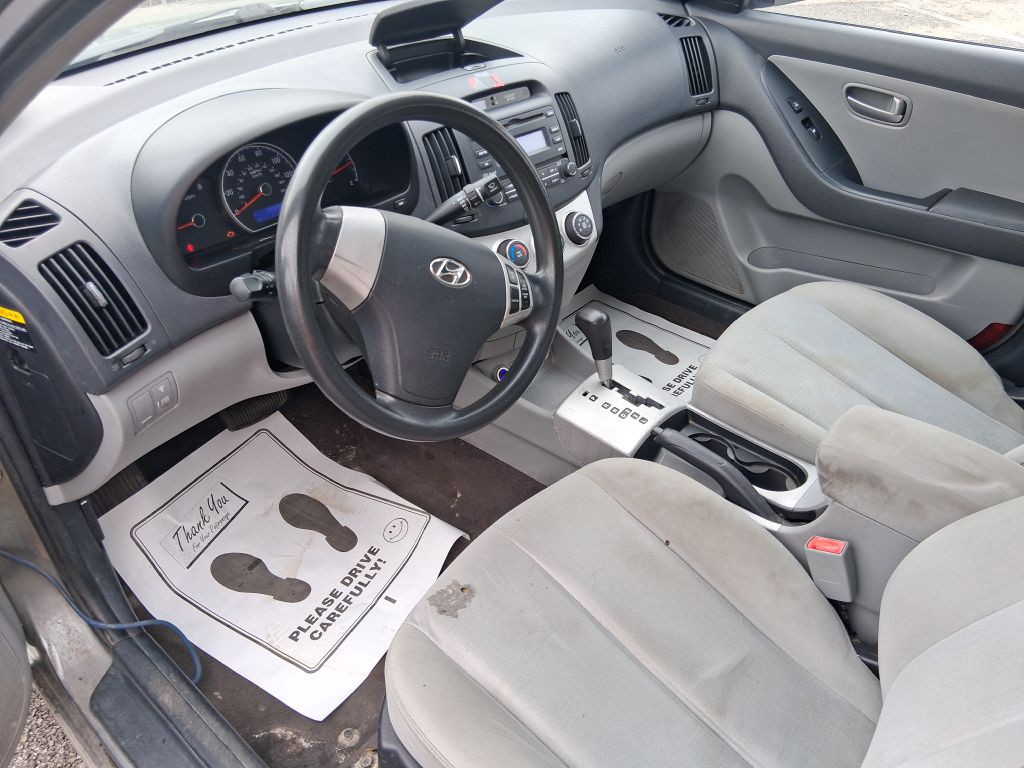 2009 Hyundai Elantra Image 12