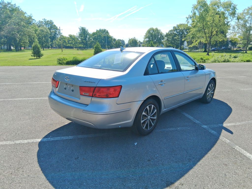 2009 Hyundai Sonata Image 5