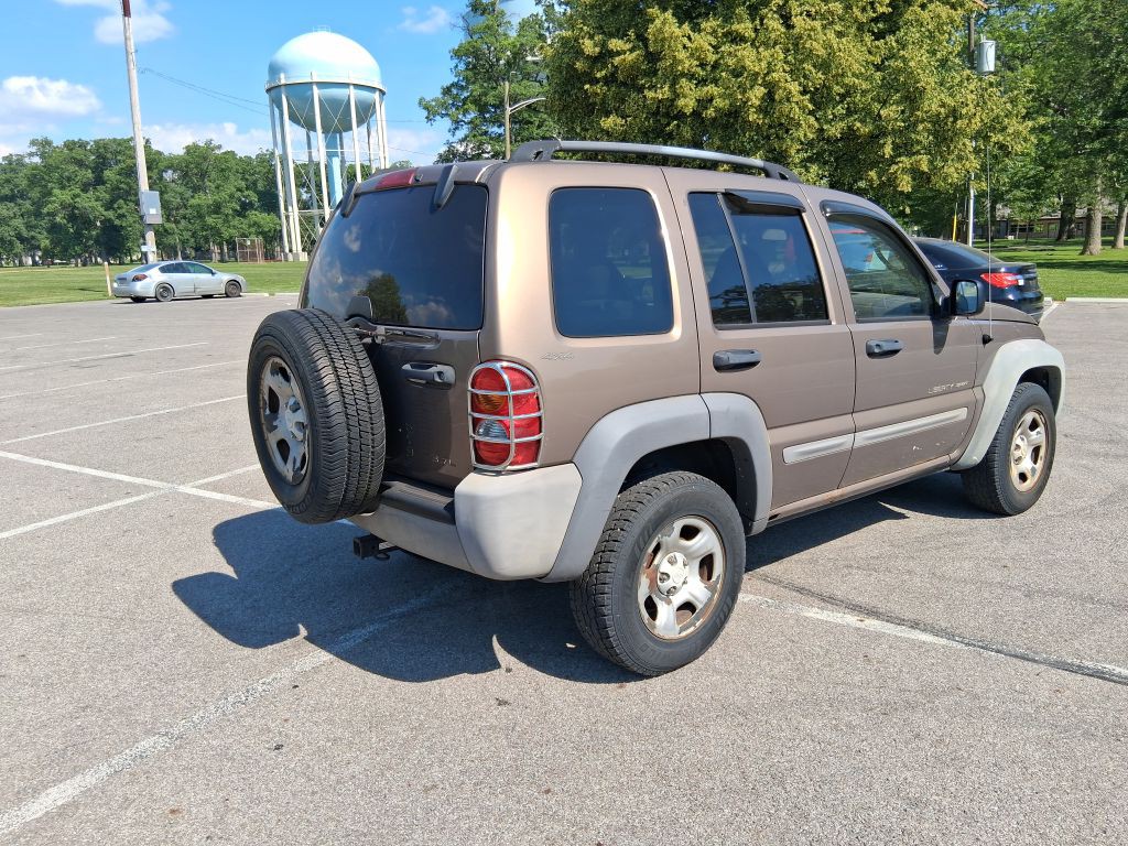 2002 Jeep Liberty Image 5