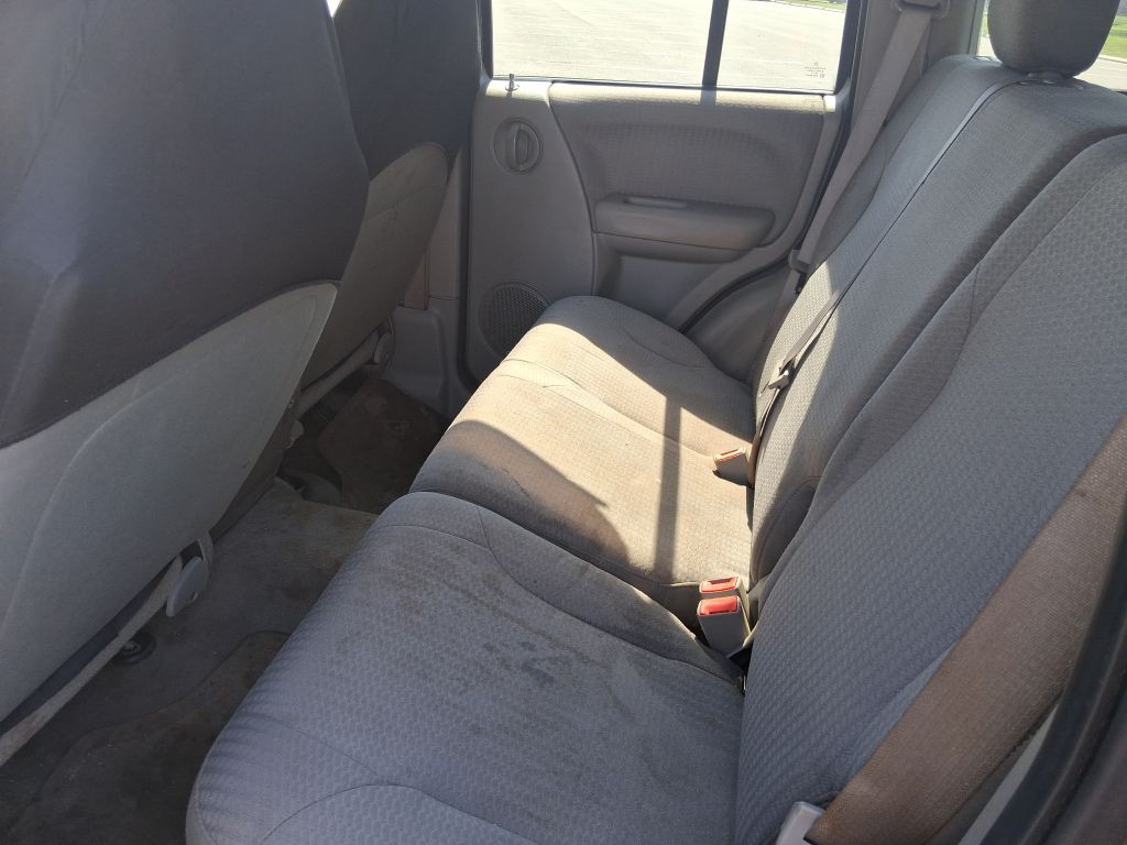 2002 Jeep Liberty Image 11