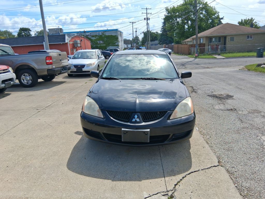 2004 Mitsubishi Lancer Image 2