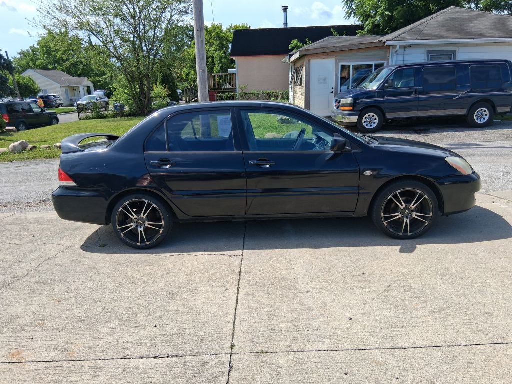 2004 Mitsubishi Lancer Image 4