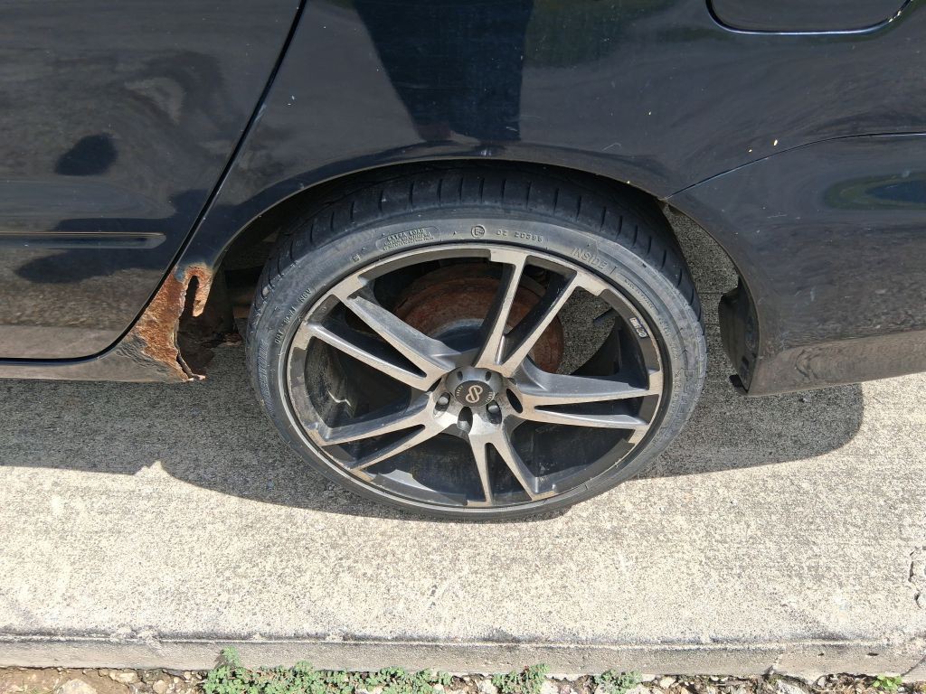 2004 Mitsubishi Lancer Image 9