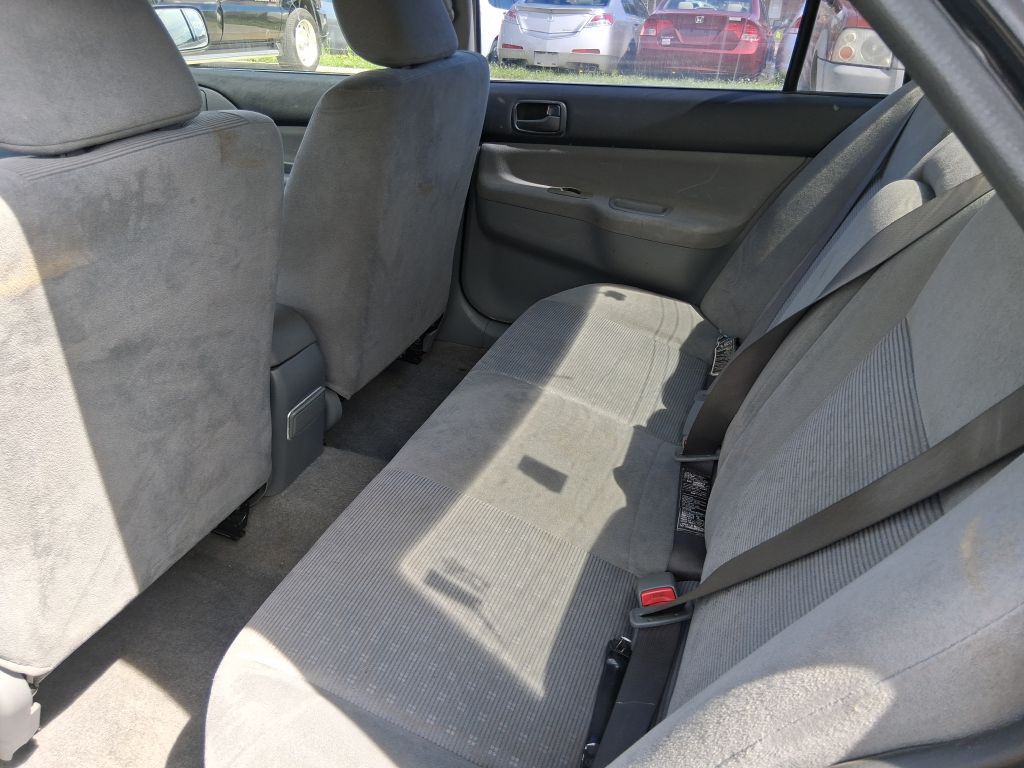 2004 Mitsubishi Lancer Image 11